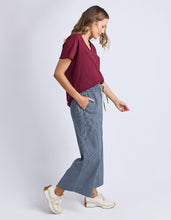Load image into Gallery viewer, Pima Vee Tee Plum