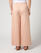 Load image into Gallery viewer, Ginny pant - Rose Petal Stripe