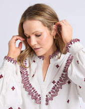 Load image into Gallery viewer, Agnes Embroided Shirt Mars/Maro Embroidery