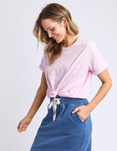 Load image into Gallery viewer, Knot S/S Tee Pink Lady