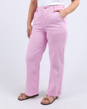 Load image into Gallery viewer, Scallop Edge Jeans - Dusk Pink