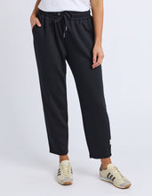 Load image into Gallery viewer, Celine Trackpant - Black