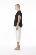 Load image into Gallery viewer, Linen Top Vneck - Black