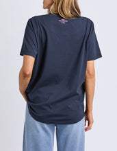 Load image into Gallery viewer, Party Applique Tee Abstract Print