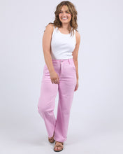 Load image into Gallery viewer, Scallop Edge Jeans - Dusk Pink