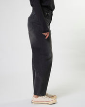 Load image into Gallery viewer, Carson Barrel Jean - Slate Gray