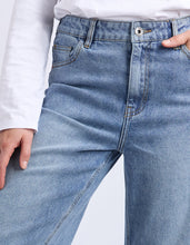 Load image into Gallery viewer, Bessie Barrel Leg - Mid Blue