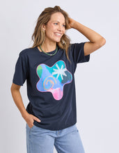 Load image into Gallery viewer, Party Applique Tee Abstract Print