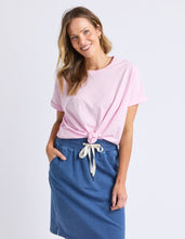 Load image into Gallery viewer, Knot S/S Tee Pink Lady