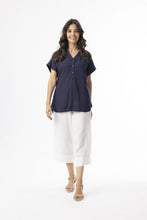 Load image into Gallery viewer, Linen Top Vneck - Navy