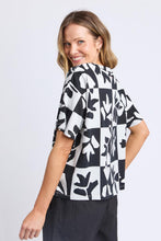 Load image into Gallery viewer, Splice Tee - Black and White