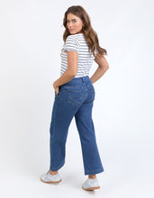 Load image into Gallery viewer, Izzy Wide Leg Jean - Dark Blue Wash