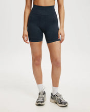 Load image into Gallery viewer, Seamless Bike Short - Slate