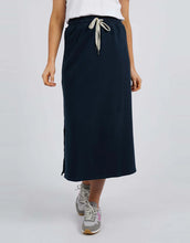 Load image into Gallery viewer, Travel Skirt Navy