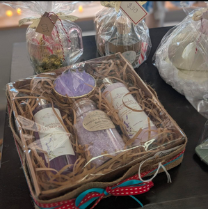 Lavender pamper hamper