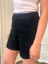 Load image into Gallery viewer, Patch Pocket Denim Short
