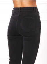 Load image into Gallery viewer, Olivia Mum Jeans - Black.
