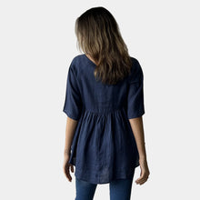 Load image into Gallery viewer, 100 % linen top - Navy
