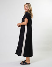 Load image into Gallery viewer, Leah Dress - Black Stripe
