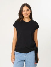 Load image into Gallery viewer, Notting Hill T-Shirt - Black
