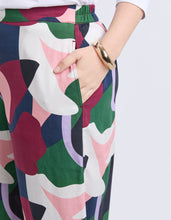 Load image into Gallery viewer, Ronja Pant Abstract Print
