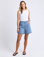 Load image into Gallery viewer, Birdie Denim Short Light Blue Wash
