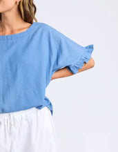 Load image into Gallery viewer, Tilda Chambray Shirt Light Blue
