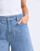 Load image into Gallery viewer, Birdie Denim Short Light Blue Wash
