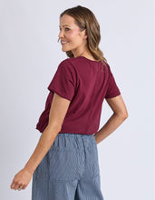 Load image into Gallery viewer, Pima Vee Tee Plum
