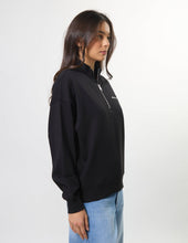 Load image into Gallery viewer, Core 1/4 Zip Sweat - Black
