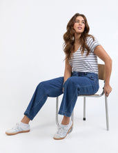 Load image into Gallery viewer, Izzy Wide Leg Jean - Dark Blue Wash
