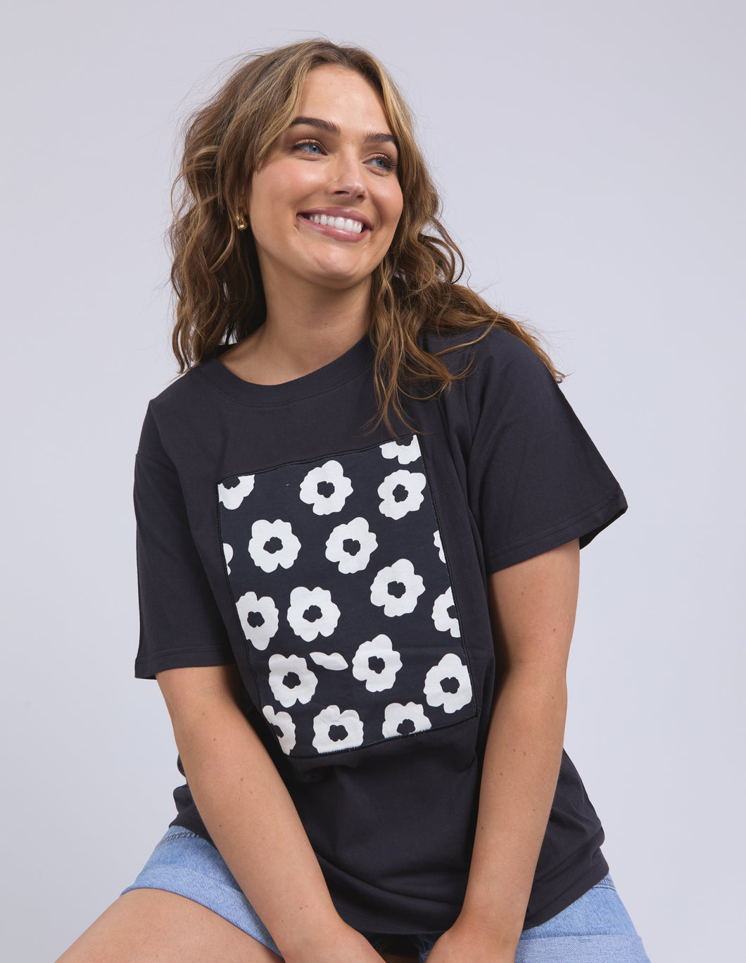 Azalea Tee - Navy