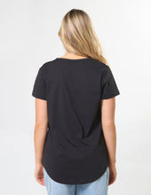 Load image into Gallery viewer, Classic Tee True Icon Stripe - Black

