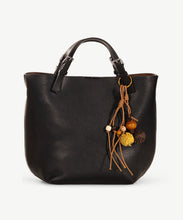 Load image into Gallery viewer, Hakea Tote Black
