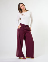 Load image into Gallery viewer, Bexley Pant - Wine
