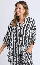 Load image into Gallery viewer, Casa Shirt - Black and Marshmallow
