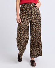 Load image into Gallery viewer, Saskia Pant - Leopard
