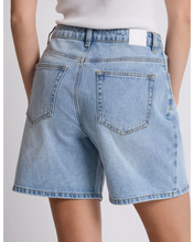 Load image into Gallery viewer, Emily Denim Shorts - Light Blue
