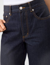 Load image into Gallery viewer, Carson Jeans - Dark Indigo
