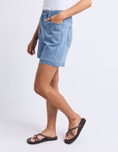 Load image into Gallery viewer, Birdie Denim Short Light Blue Wash
