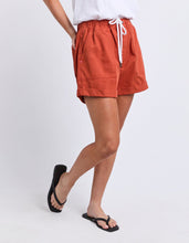 Load image into Gallery viewer, Emma Relaxed Short - Earth Brown
