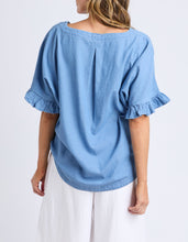 Load image into Gallery viewer, Tilda Chambray Shirt Light Blue
