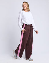 Load image into Gallery viewer, Carmen Wide Leg Pant Chocolate
