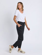 Load image into Gallery viewer, Celine Trackpant - Black
