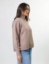 Load image into Gallery viewer, Tessa Knit - Platinum
