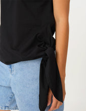 Load image into Gallery viewer, Notting Hill T-Shirt - Black
