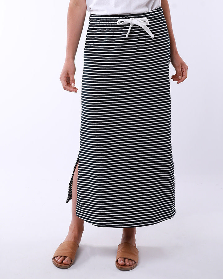 Travel Skirt - Navy Stripe